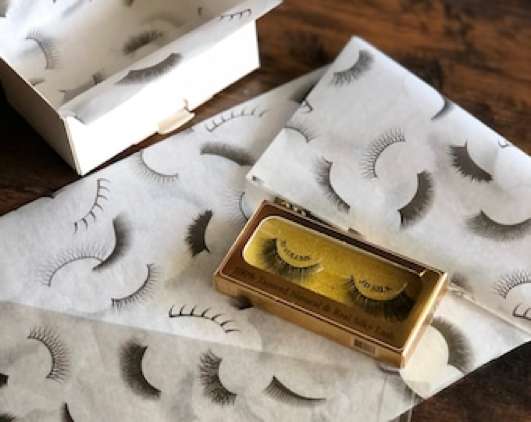 Custom eyelash box packaging