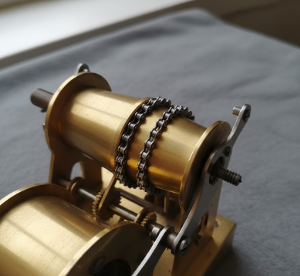 Examining the ingenious mechanism of the fusee and chain in antique clocks
