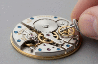 The importance of the keyless works mechanism for setting the time and manually winding the watch